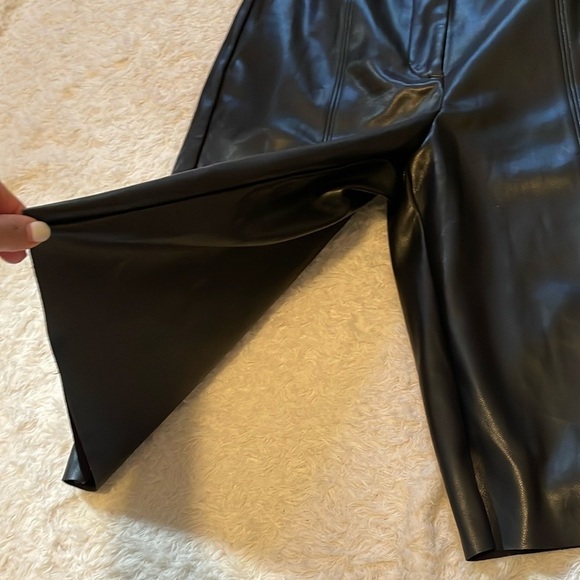 Jeannie Mai x INC Black Garment - Picture 5 of 16